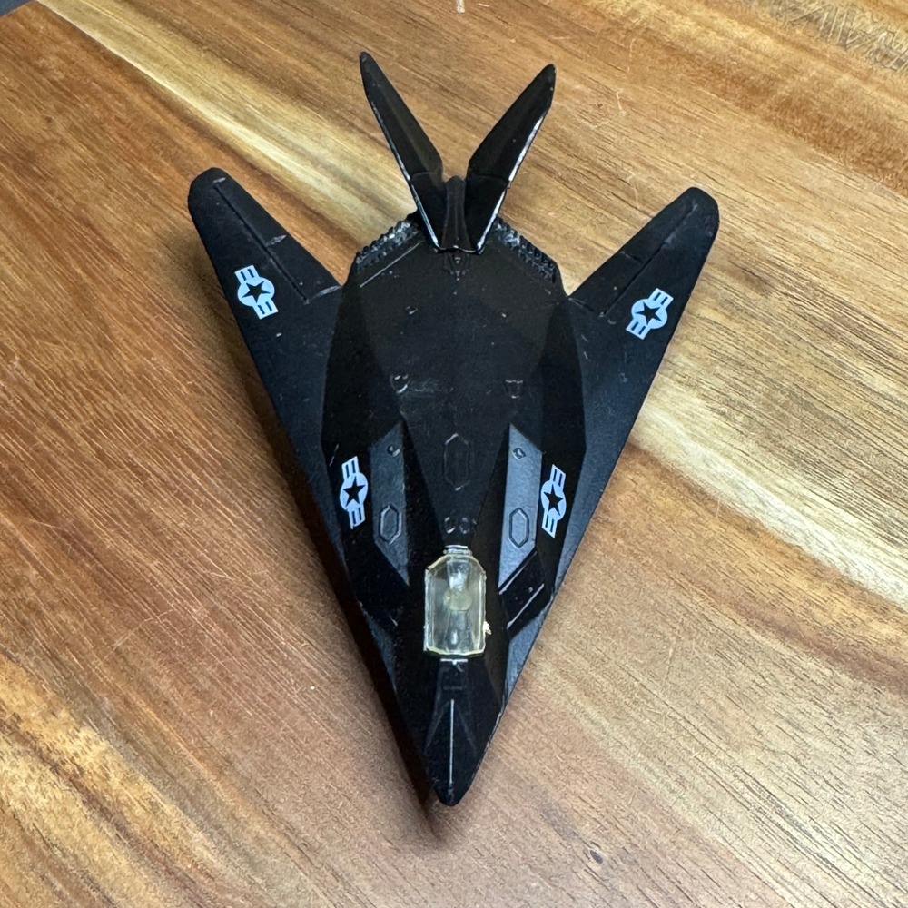 Shing Fat F-117 Nighthawk Stealth Fighter Jet Die-Cast Toy Black 2011 26367
